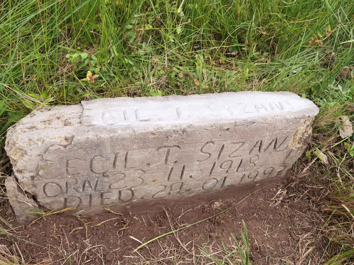 SIZAN? Cecil T. 1918-1997