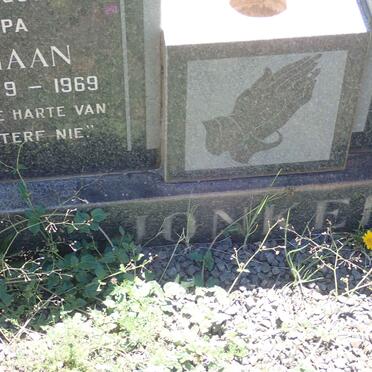 JONKER Jacobus Adriaan 1906-1969 &amp; Adina Gezina 1911-1994