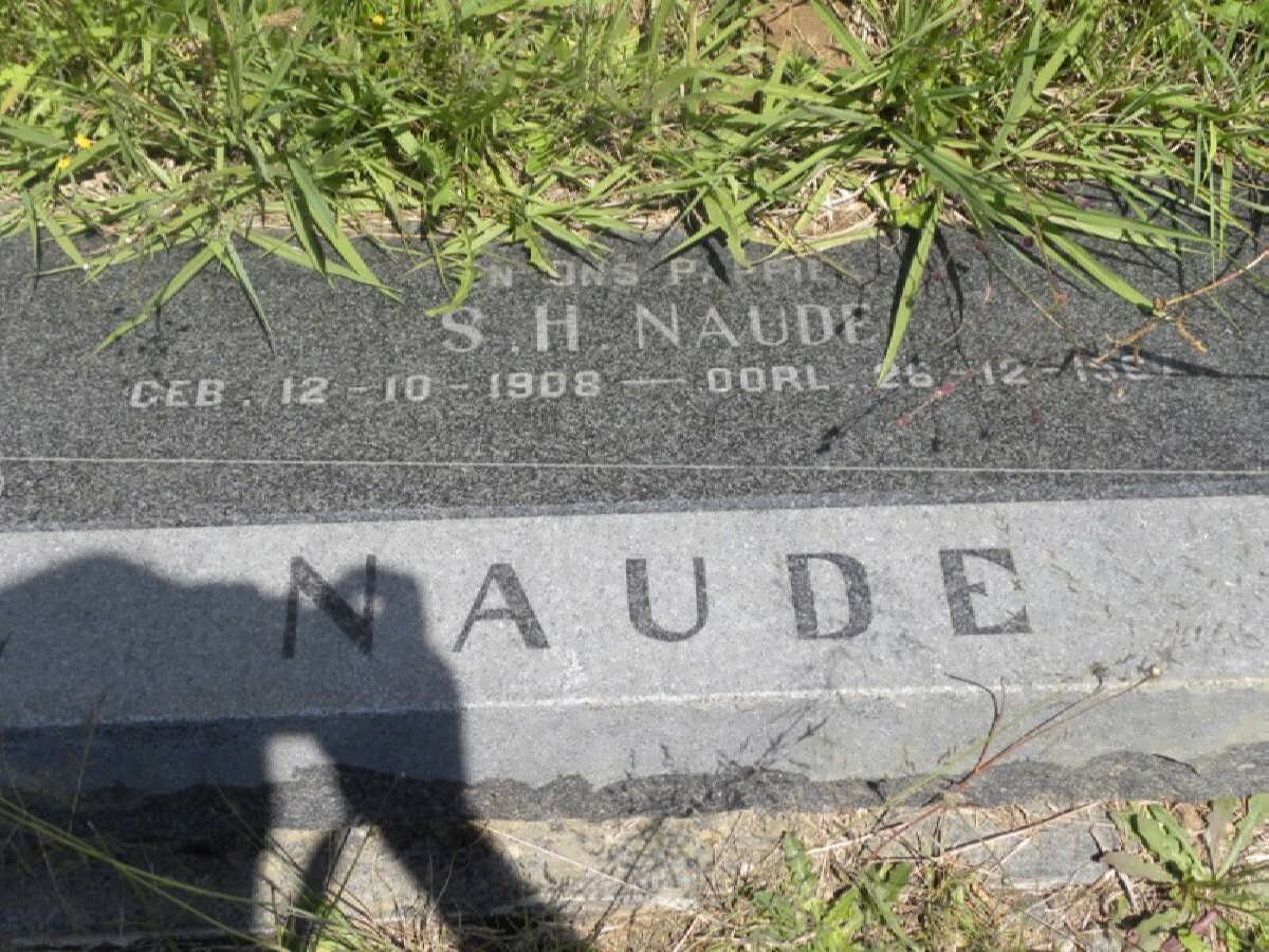 NAUDE S.H. 1908-19?7