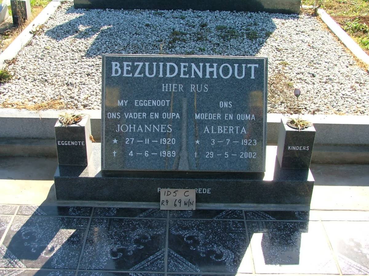 BEZUIDENHOUT Johannes 1920-1989 &amp; Alberta 1923-2002