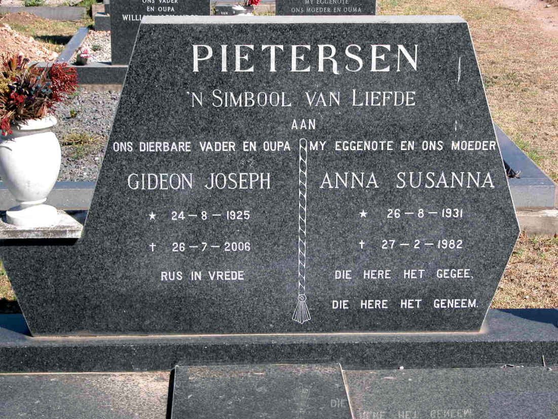 PIETERSEN Gideon Joseph 1925-2006 &amp; Anna Susanna 1931-1982