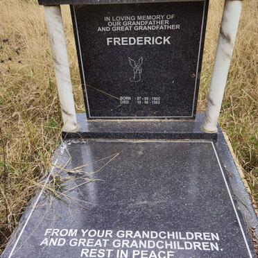 PIYOOS Frederick 1905-1983