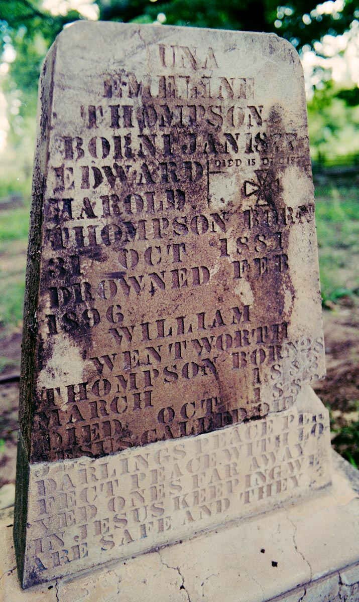 THOMPSON Edward Harold 1881-1896 :: THOMPSON Una Emeline 1877-18?? :: THOMPSON William Wentworth 1883-188?