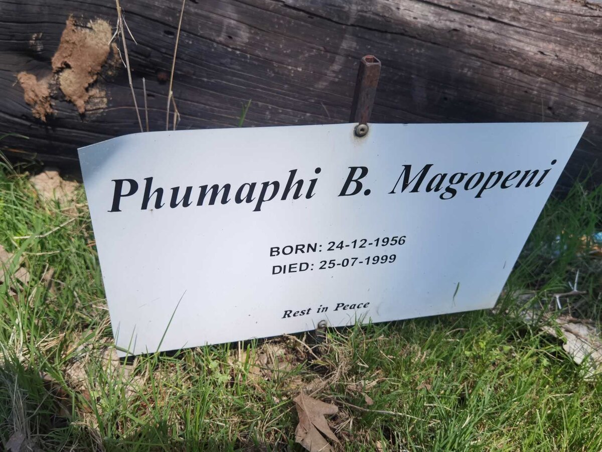 MAGOPENI Phumaphi B. 1956-1999