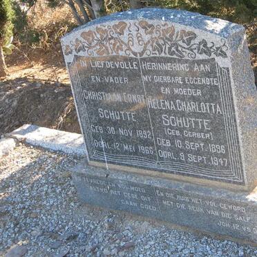 SCHUTTE Christiaan Ernst 1892-1966 &amp; Helena Charlotta GERBER 1896-1947