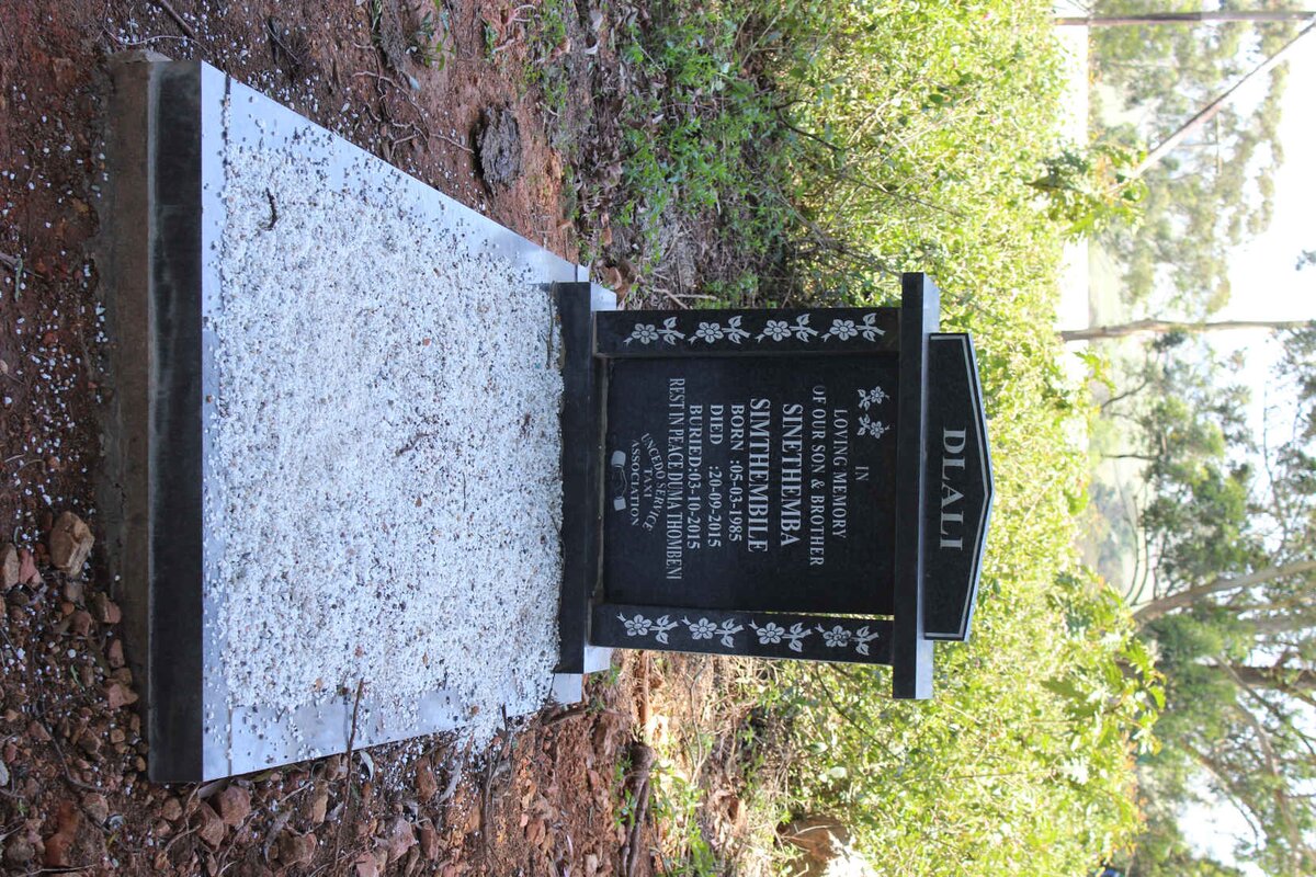 DLALI Sinethemba Simthembile 1985-2015