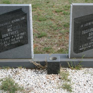 BONTHUYS M.G. 1898-1987 &amp; Susanna Francina RAS 1894-1974