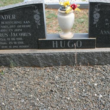 HUGO Petrus Jacobus 1910-1981 &amp; Anna Maria Susanna NELL 1915-1975