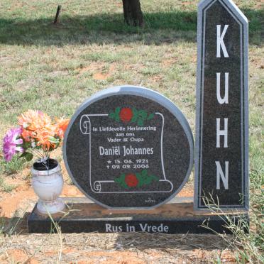 KUHN Daniel Johannes 1921-2006