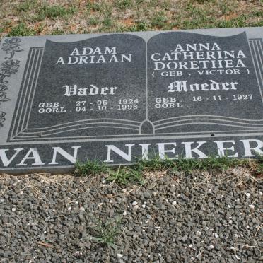 NIEKERK Adam Adriaan, van 1924-1998 &amp; Anna Catherina Dorethea VICTOR 1927-