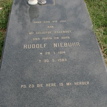 NIEBUHR Rudolf 1914-1983