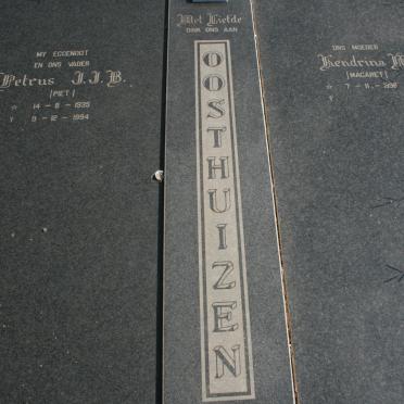 OOSTHUIZEN Petrus J.J.B. 1935-1994 &amp; Hendrina M. 1936-