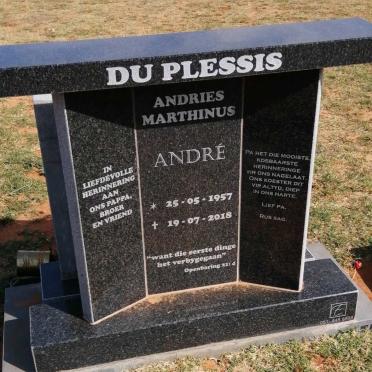 PLESSIS Andries Marthinus, du 1957-2018