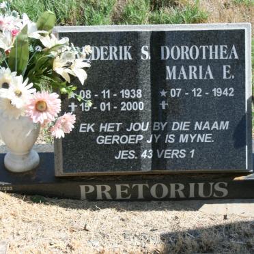 PRETORIUS Frederik S. 1938-2000 &amp; Dorothea Maria E. 1942-