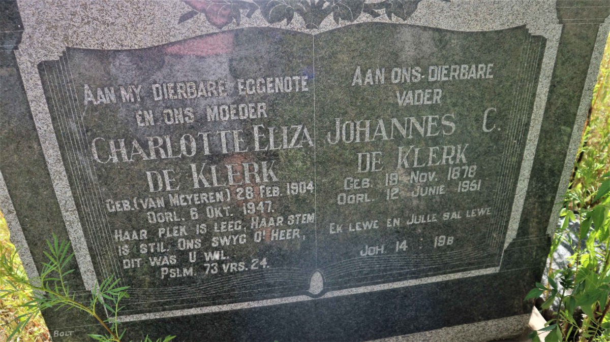 KLERK Johannes C., de 1878-1951 &amp; Charlotte Eliza VAN MEYEREN 1904-1947