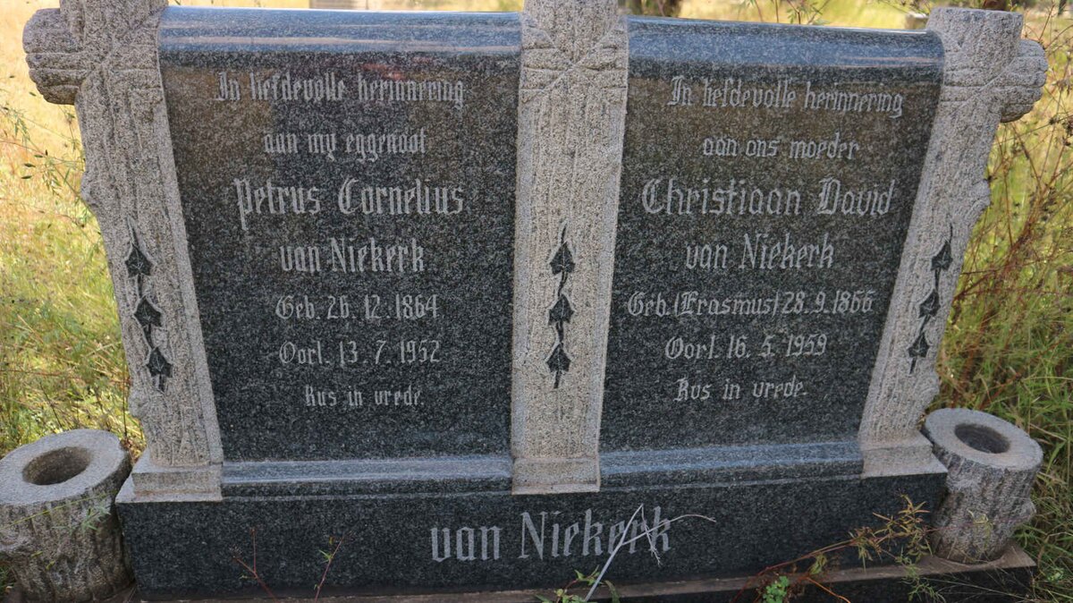 NIEKERK Petrus Cornelius, van 1864-1952 &amp; Christiaan David ERASMUS 1866-1959
