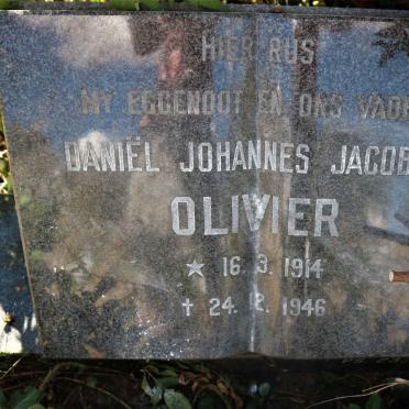 OLIVIER Daniel Johannes Jacobus 1914-1946 &amp; Susanna Maria VAN DER BERG voorheen OLIVIER nee HEFER 1922-1979