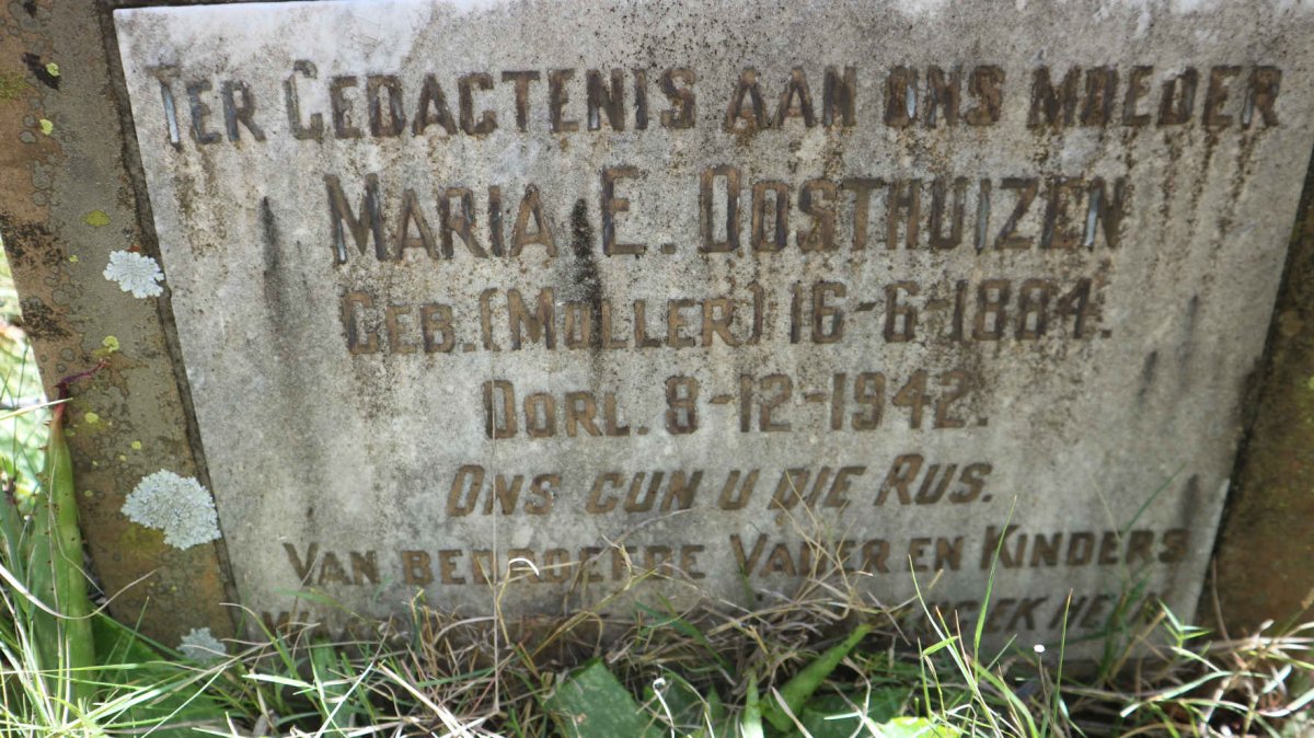 OOSTHUIZEN Maria E. nee MOLLER 1884-1942