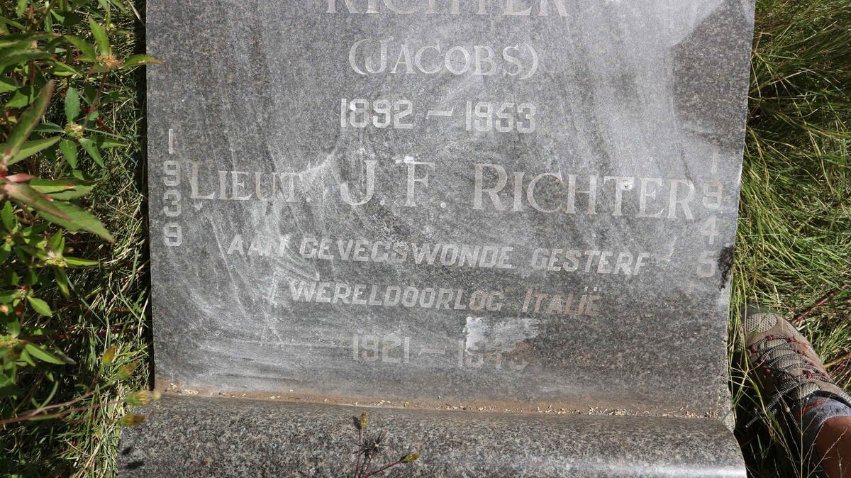 RICHTER Christiaan George Friedrich 1887-1960 &amp; Susanna Magdalena JACOBS 1892-1953 :: RICHTER J.F. 1921-1943