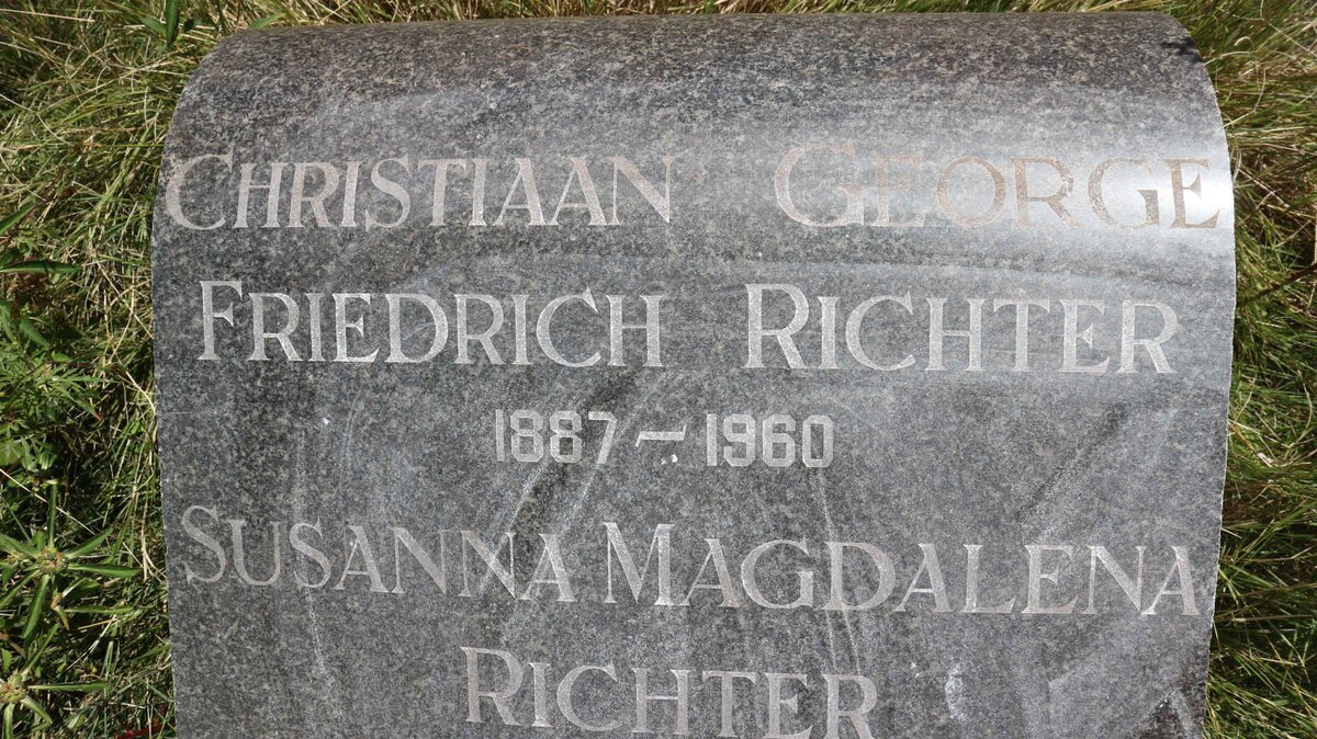 RICHTER Christiaan George Friedrich 1887-1960 &amp; Susanna Magdalena JACOBS 1892-1953 :: RICHTER J.F. 1921-1943