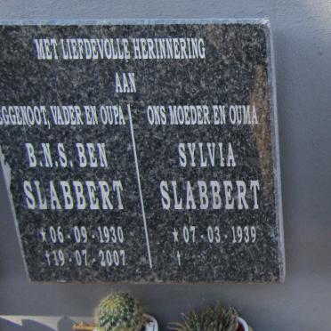 SLABBERT B.N.S. 1930-2007 &amp; Sylvia 1939-