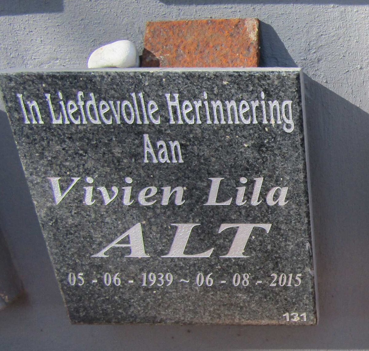 ALT Vivien Lila 1939-2015