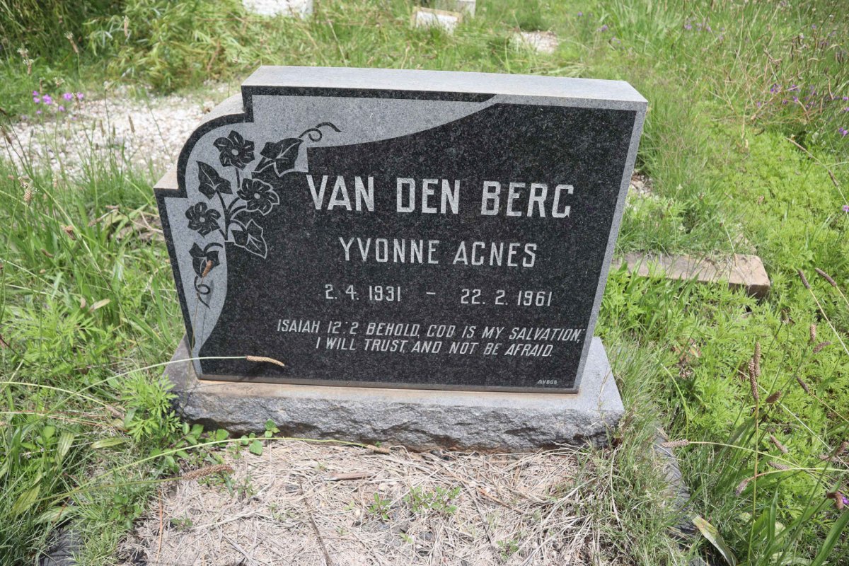 BERG Yvonne Agnes, van den 1931-1961