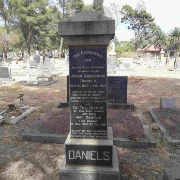 DANIELS Johan Christiaan 1867-1932 &amp; Amy MARAIS 1876-1957