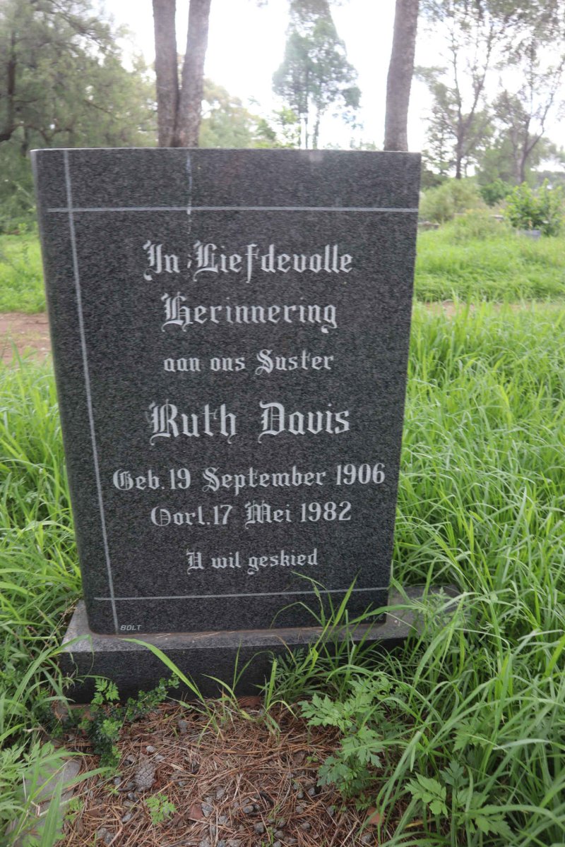 DAVIS Ruth 1906-1982
