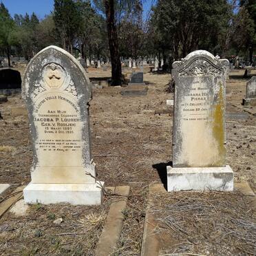 LOURENS Jacoba P. nee V. ROOIJEN 1897-1921 :: PIENAAR Susanna Maria nee V. COLLER 18??-1922