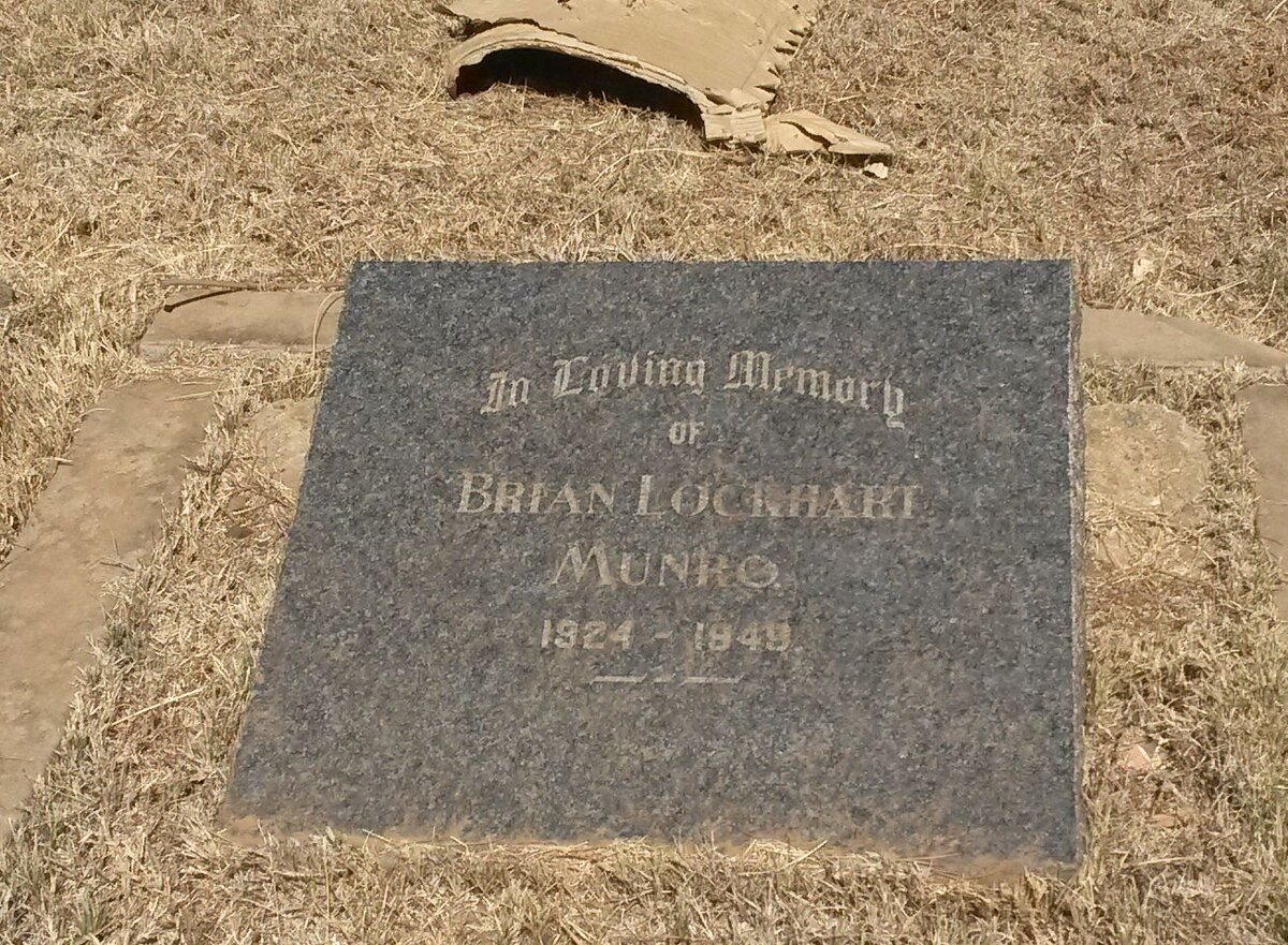 MUNRO Brian Lockhart 1924-1949