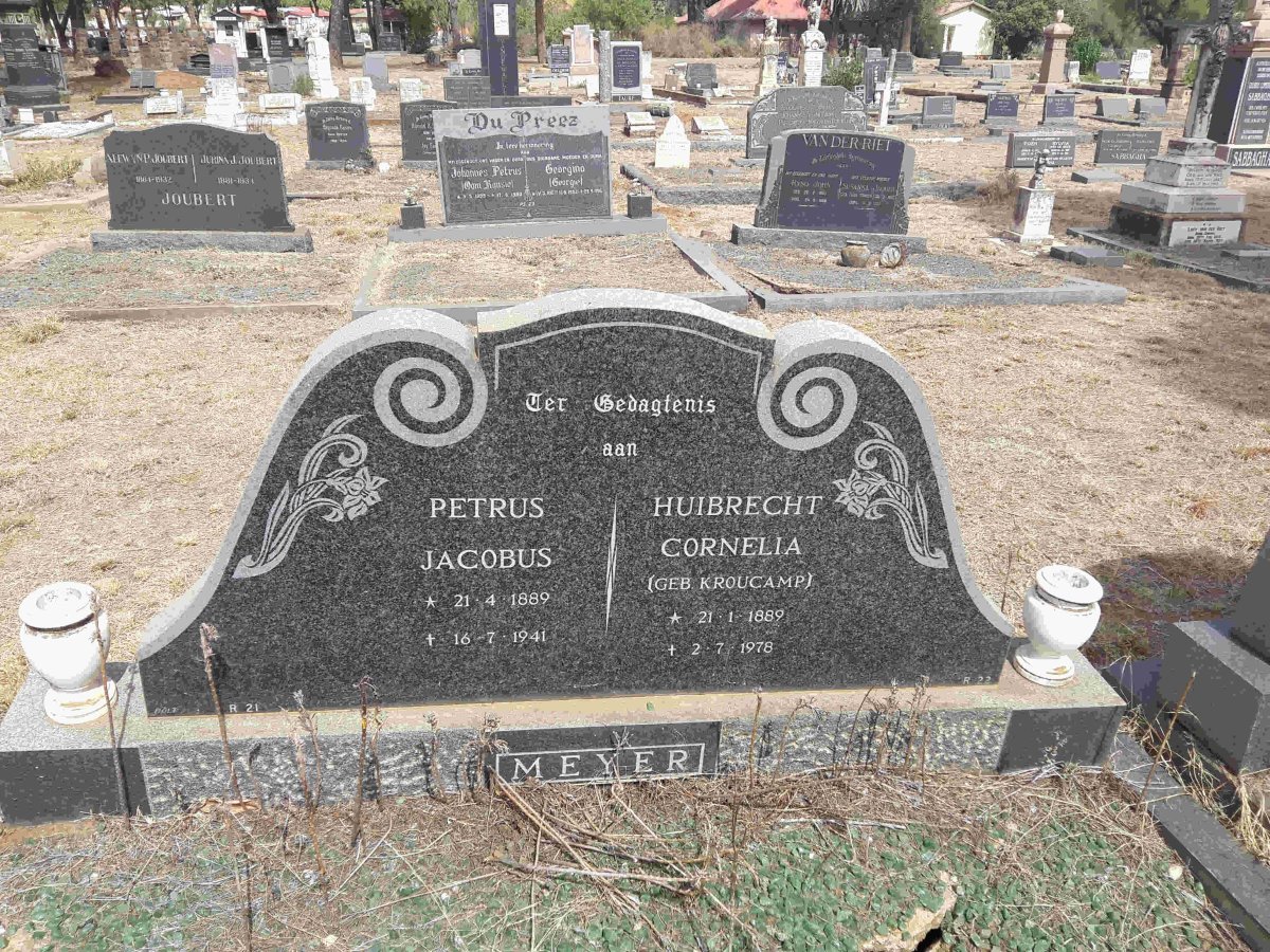 MEYER Petrus Jacobus 1889-1941 &amp; Huibrecht Cornelia KROUCAMP 1889-1978