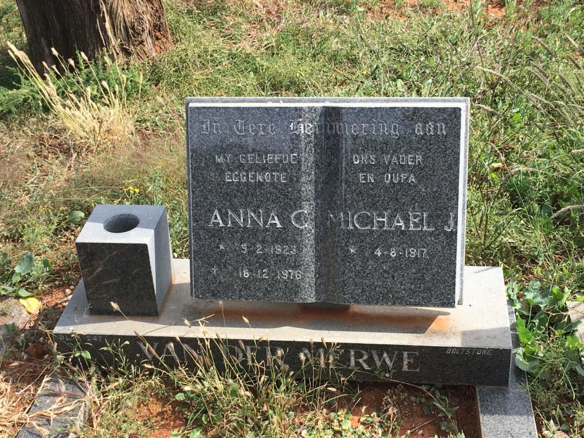 MERWE Michael J., van der 1917-  &amp; Anna C. 1923-1976