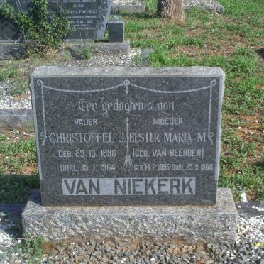 NIEKERK Christoffel J., van 1896-1964 &amp; Hester Maria M. VAN HEERDEN 1895-1968
