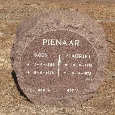 PIENAAR Koos 1895-1978 &amp; Magriet 1910-1975