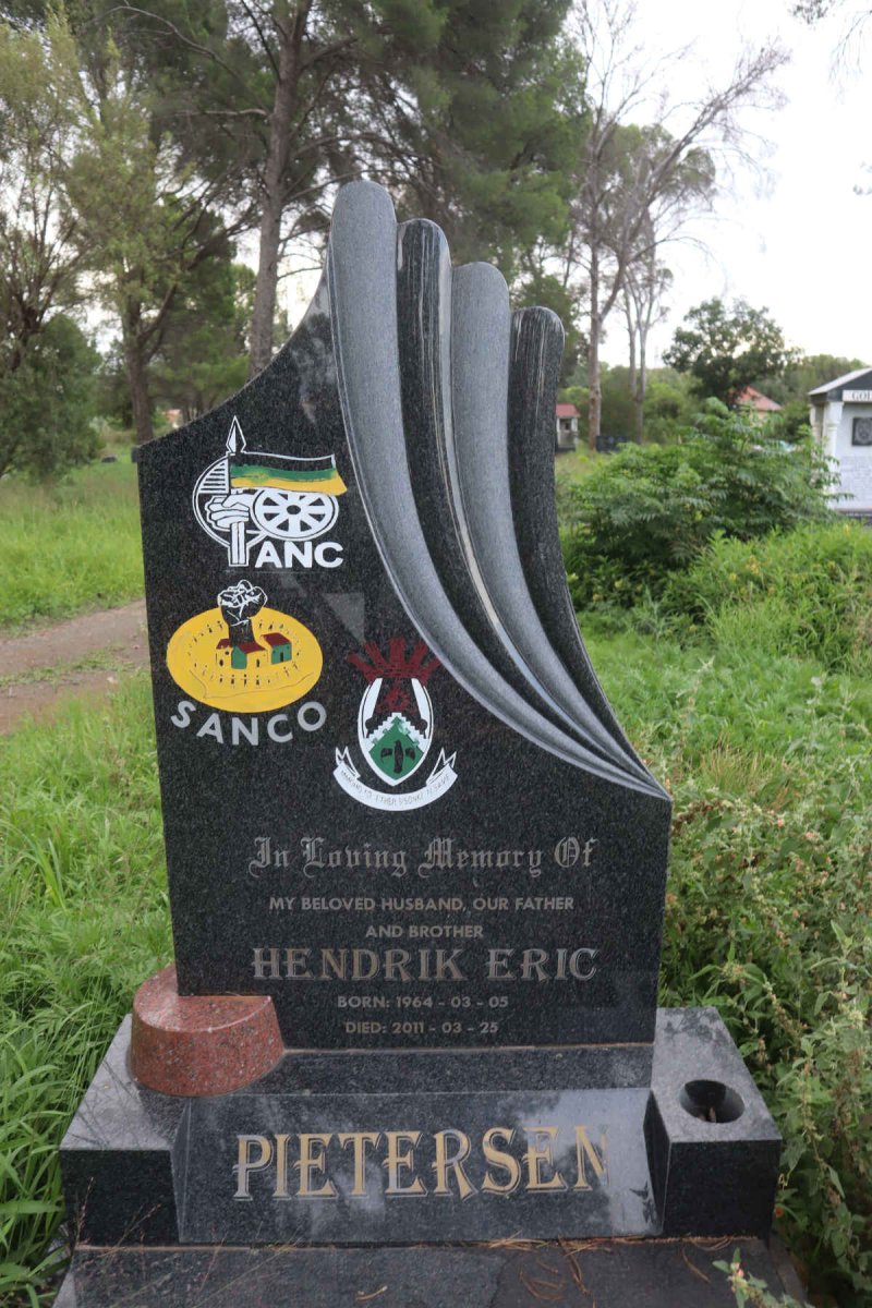 PIETERSEN Hendrik Eric 1964-2011