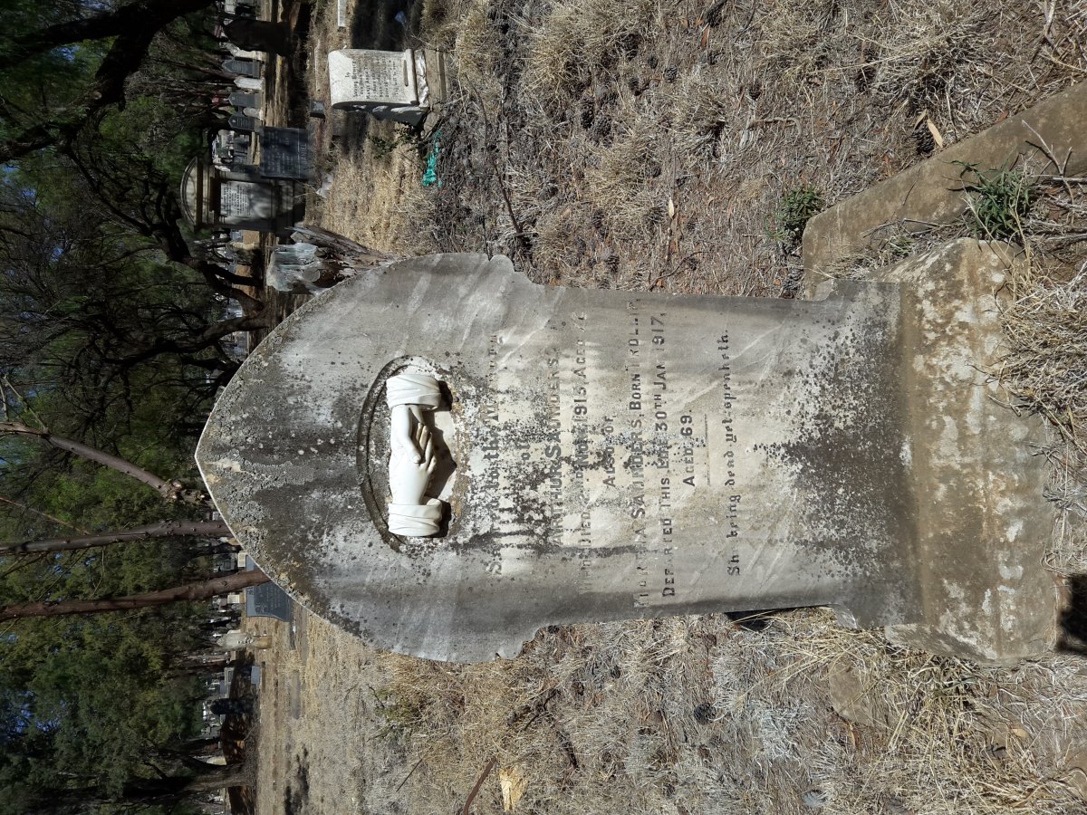 SAUNDERS Arthur -1913 &amp; Martha TROLLIP -1917