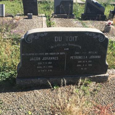 TOIT Jacob Johannes, du 1912-1965 &amp; Petronella Johanna 1910-1996