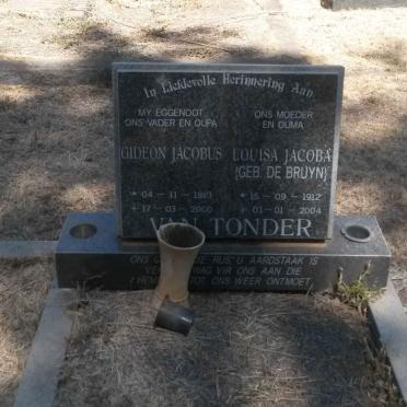 TONDER Gideon Jacobus, van 1910-2000 &amp; Louisa Jacoba DE BRUYN 1912-2004