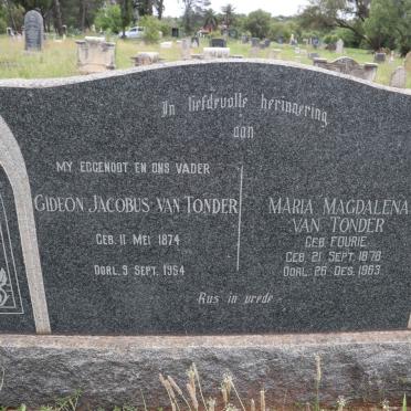TONDER Gideon Jacobus, van 1874-1954 &amp; Maria Magdalena FOURIE 1878-1963