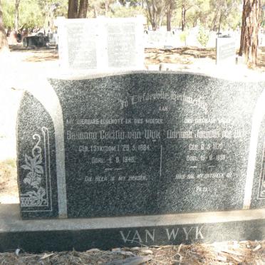 WYK Adriaan Jacobus, van 1870-1958 &amp; Susanna Cecilia STRYDOM 1884-1948