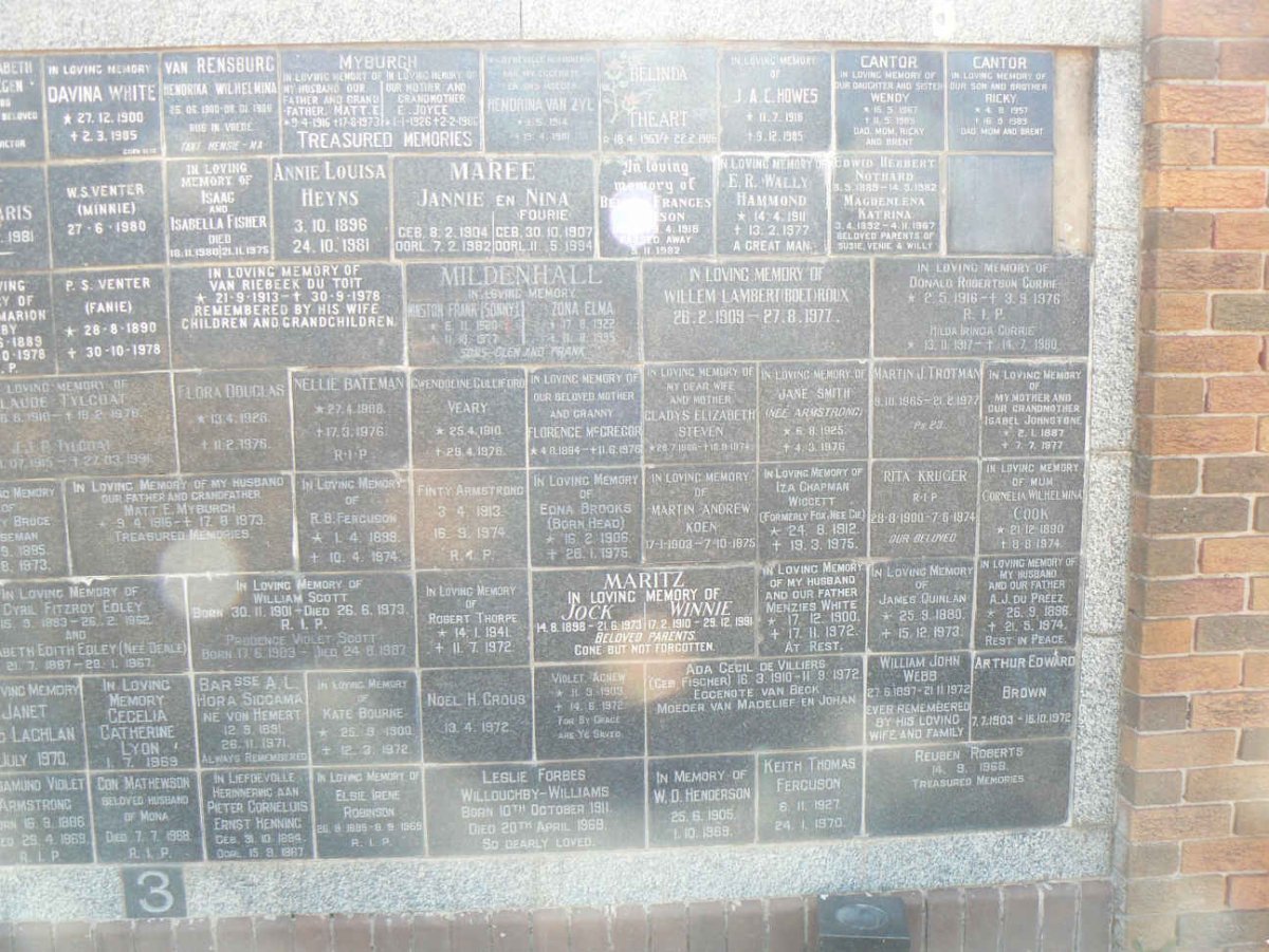 15. Gedenkmuur / Memorial wall _15