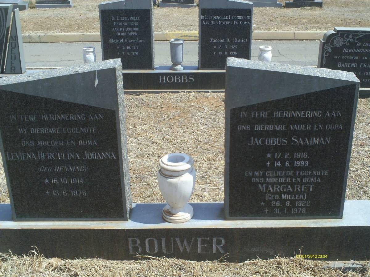 BOUWER Jacobus Saaiman 1916-1993 &amp; Margaret MILLER 1922-1978 :: BOUWER Leviena Herculina Johanna HENNING 1914-1976