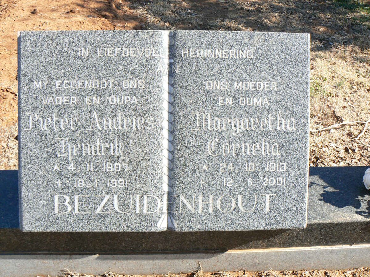 BEZUIDENHOUT Pieter Andries Hendrik 1907-1991 &amp; Margaretha Cornelia 1913-2001