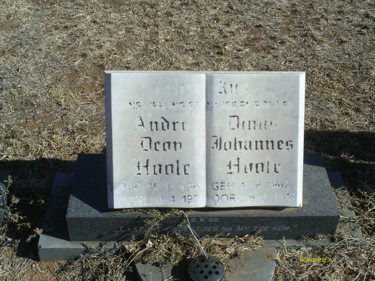 HOOLE Andre Deon ?-? &amp; ? Johannes ?-?