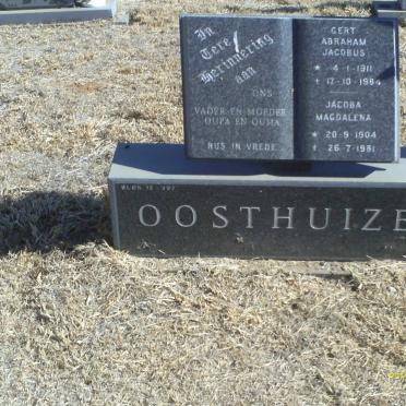 OOSTHUIZEN Gert Abraham Jacobus 1911-1984 &amp; Jacoba Magdalena 1904-1981