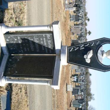 SNYMAN Johannes Jacobus 1947-1990