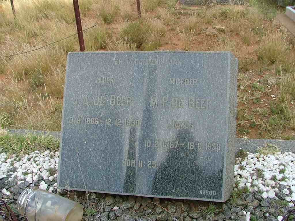 BEER J.A., de 1866-1930 &amp; M.P. JAMES 1867-1958