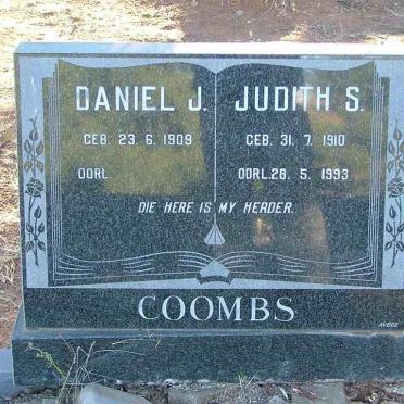 COOMBS Daniel J. 1909- &amp; Judith S. 1910-1993