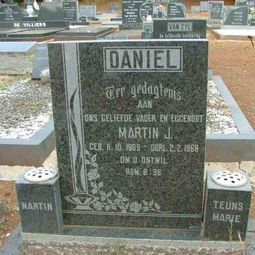 DANIEL Martin J. 1909-1968